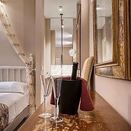 Nocleg ze śniadaniem A'mare Luxury 4*