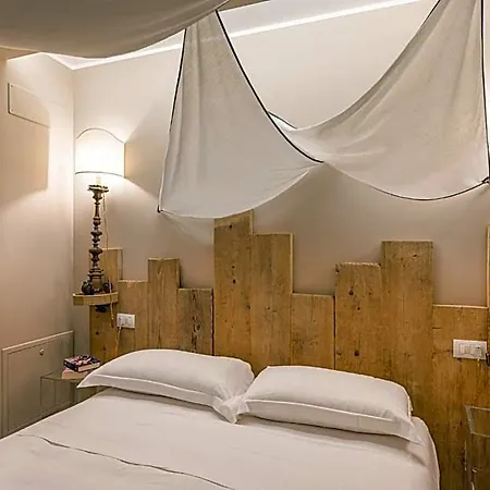 Nocleg ze śniadaniem A'mare Luxury 4*